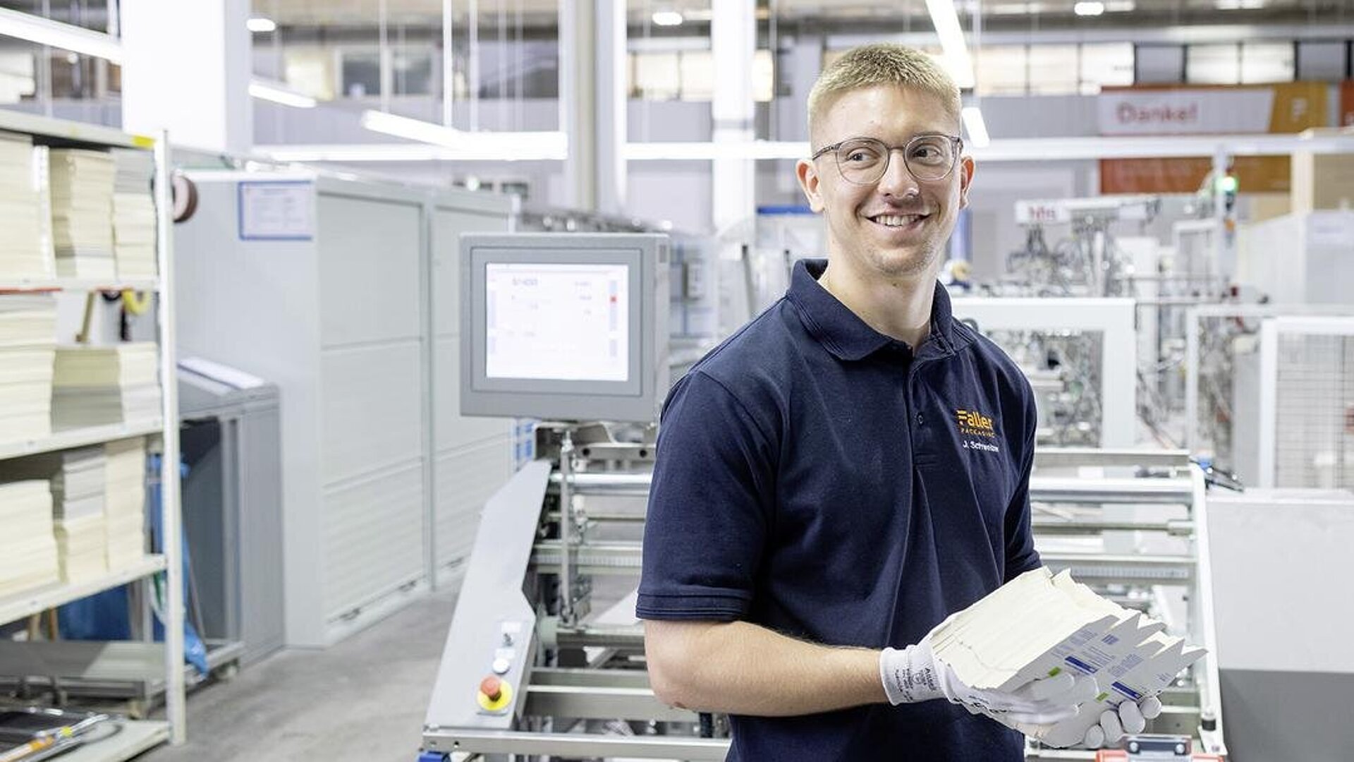 Nincs még terved az iskola után? Join the #FallerFamily