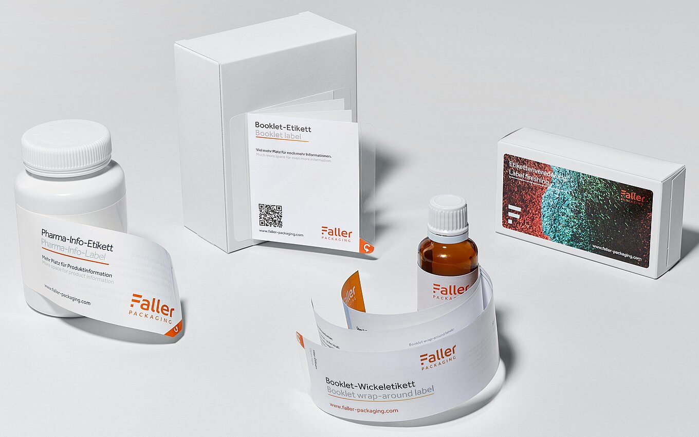 Weiße Kunststoffdose mit aufgebrachtem Pharma-Etikett von Faller Packaging für Produktinformationen.